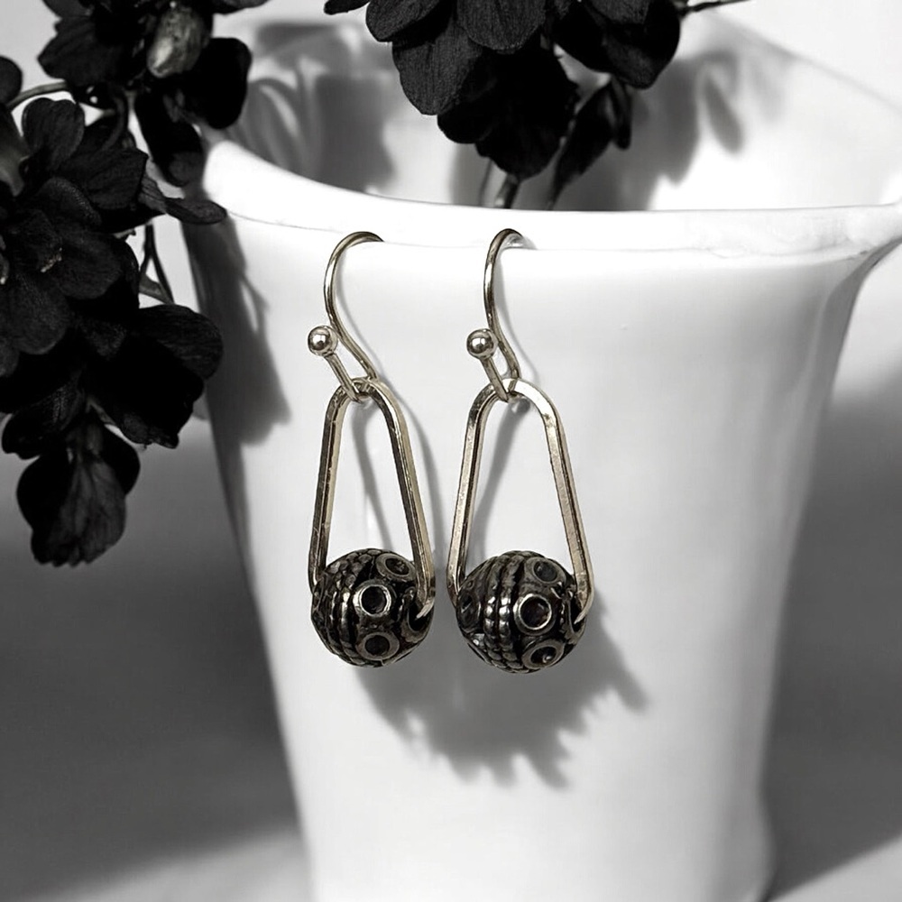 5 For $25💫Alternative Gunmetal Ball Dangles Earrings